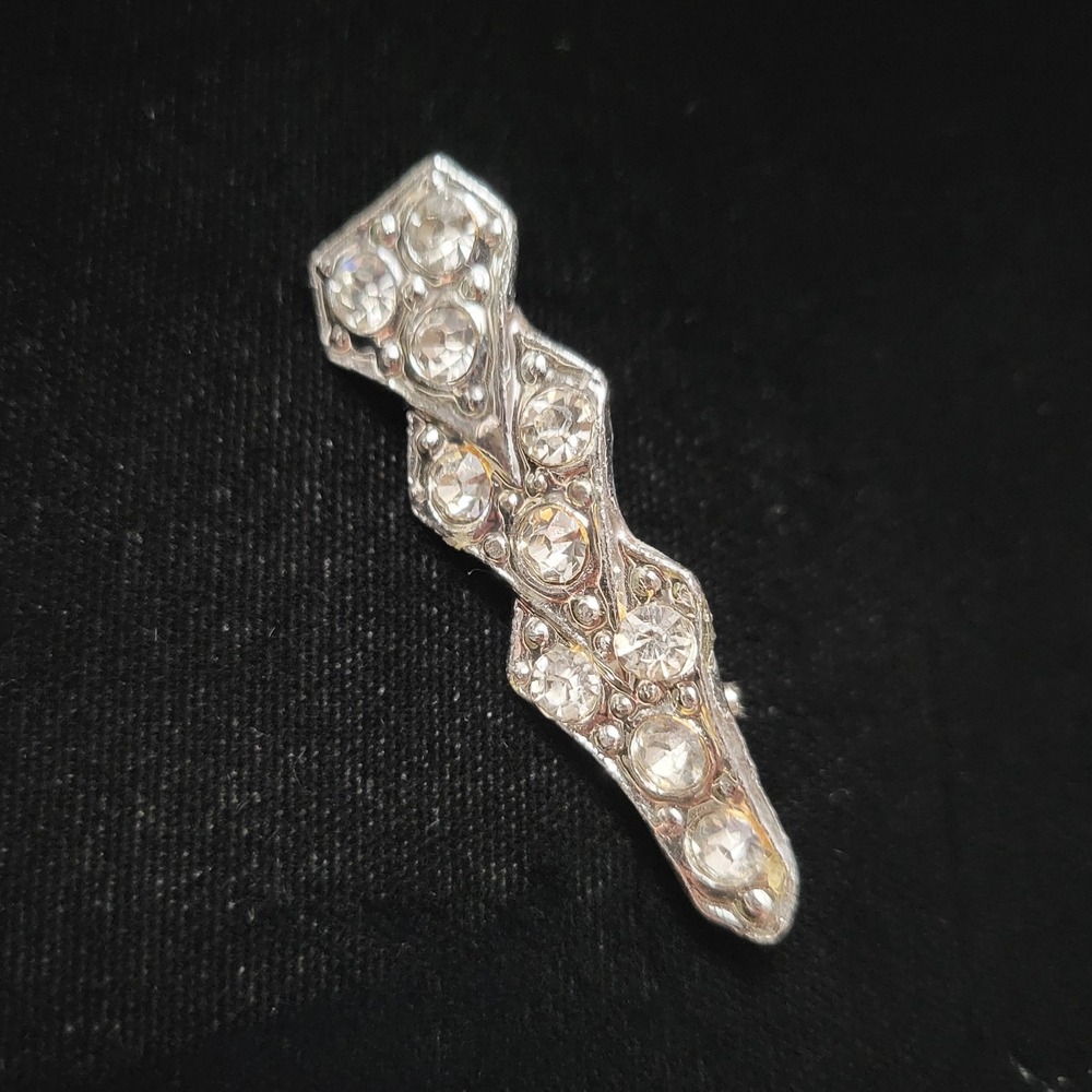 Vintage Unsigned Clear‎ Rhinestone Silver Tone Textured Bar Brooch Pin